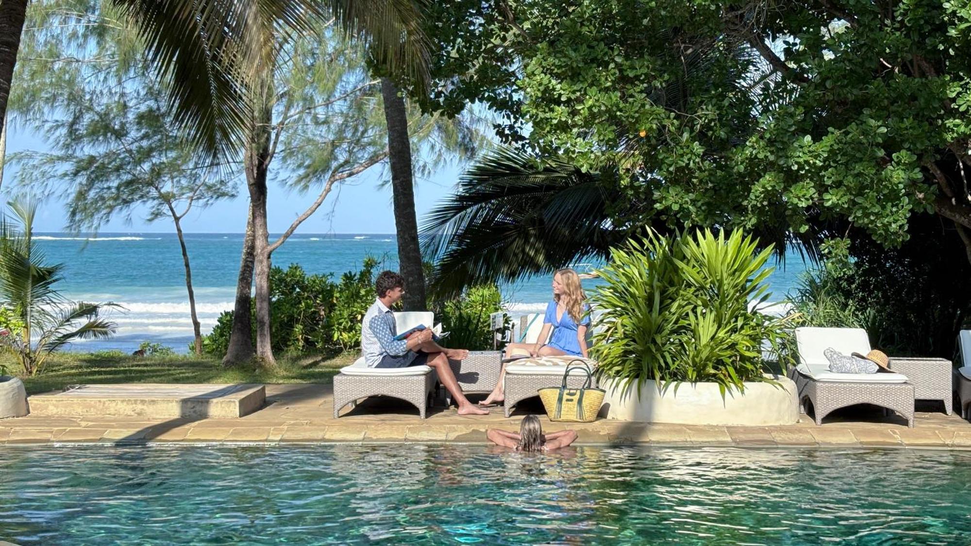 Nomad Beach Resort Diani Beach Exterior photo