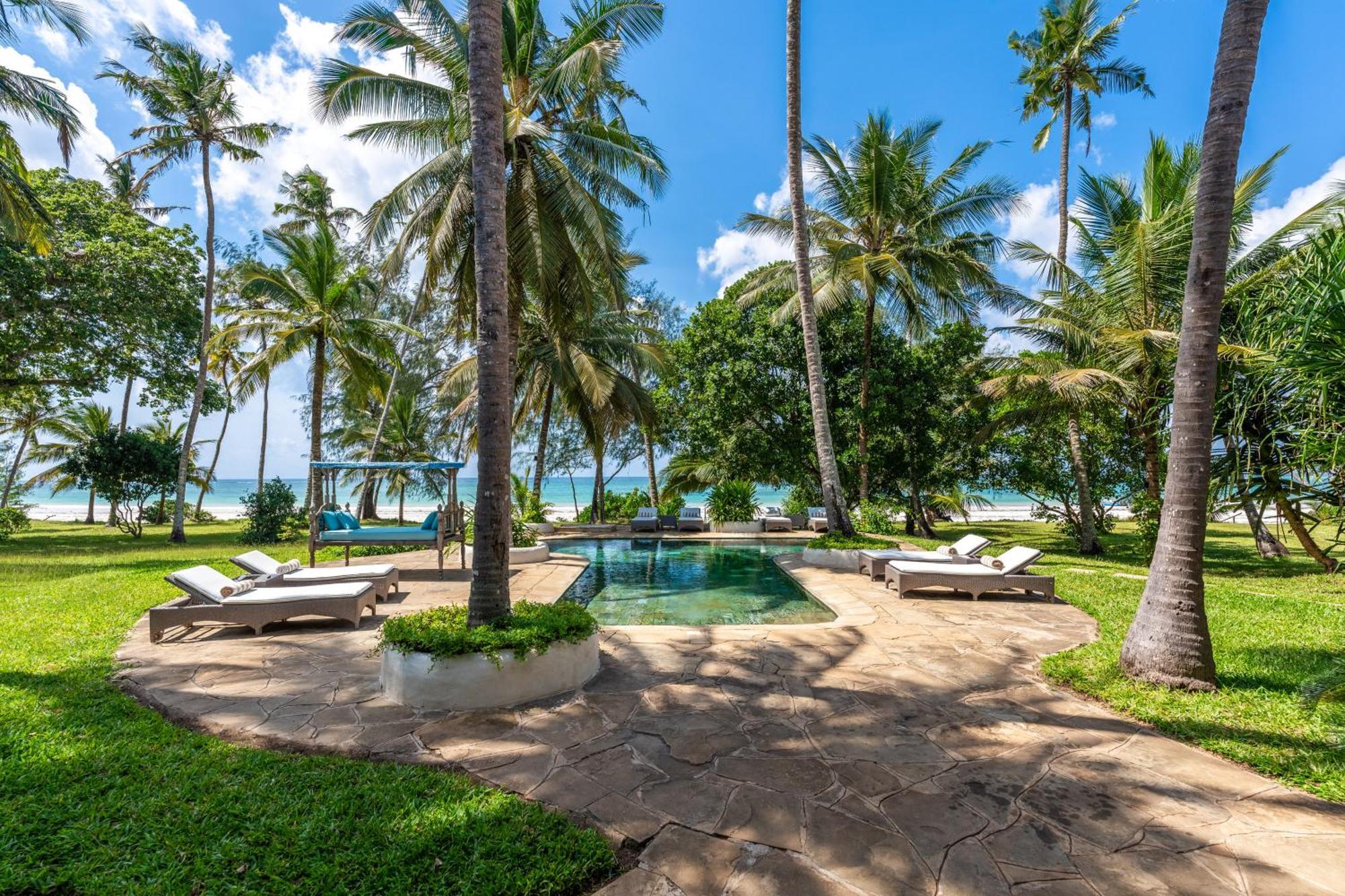 Nomad Beach Resort Diani Beach Exterior photo