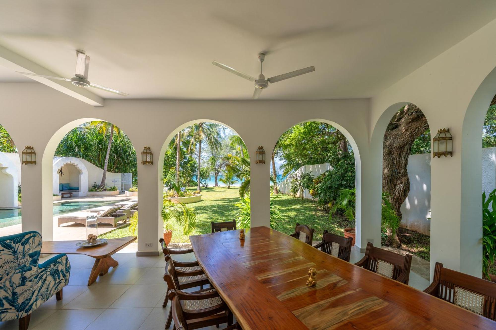 Nomad Beach Resort Diani Beach Exterior photo